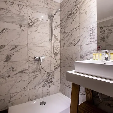 White Olive Premium Cameo 4* Zakynthos