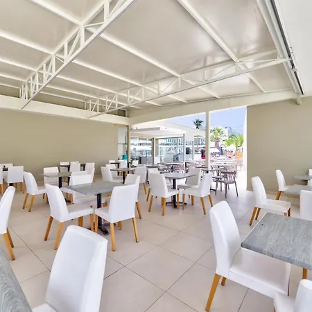 Hotel White Olive Premium Cameo 4*