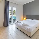 Hotel White Olive Premium Cameo 4*