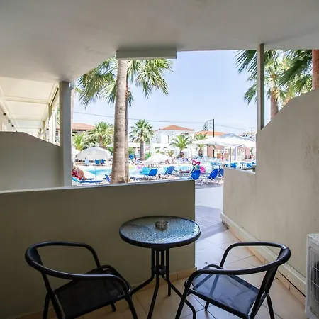 White Olive Premium Cameo 4*