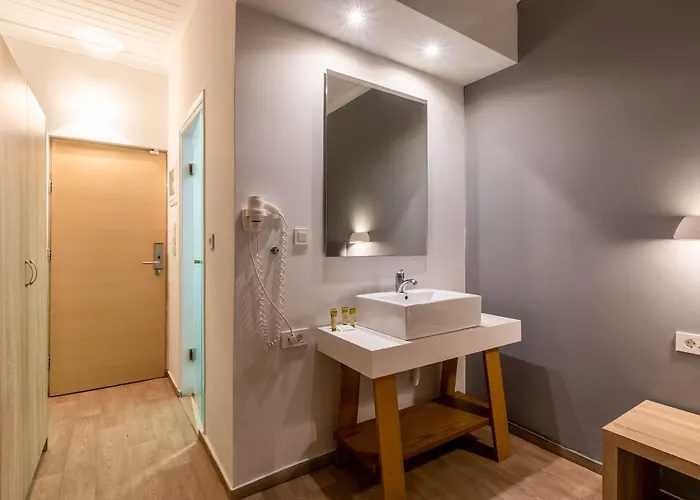 Szálloda White Olive Premium Cameo