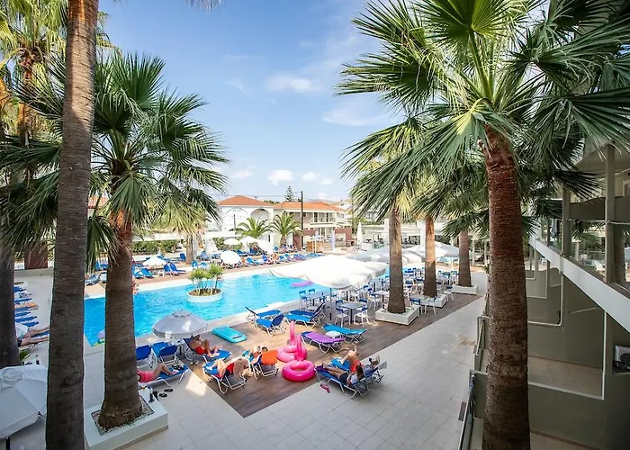 Szálloda White Olive Premium Cameo 4*