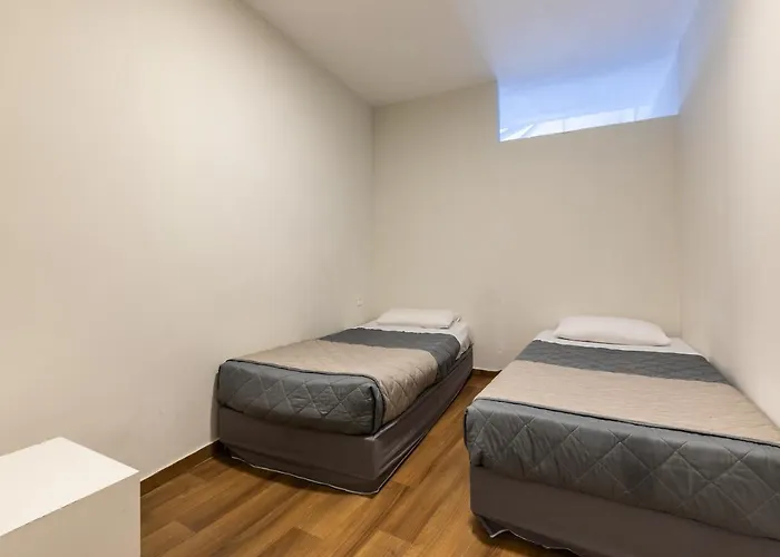 White Olive Premium Cameo Szálloda