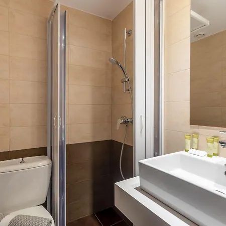 White Olive Premium Cameo 4*