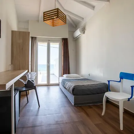 White Olive Premium Cameo Otel