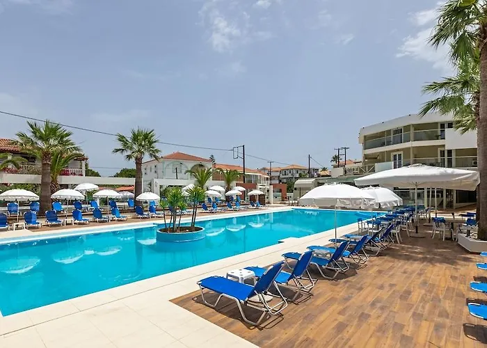 Hotel White Olive Premium Cameo